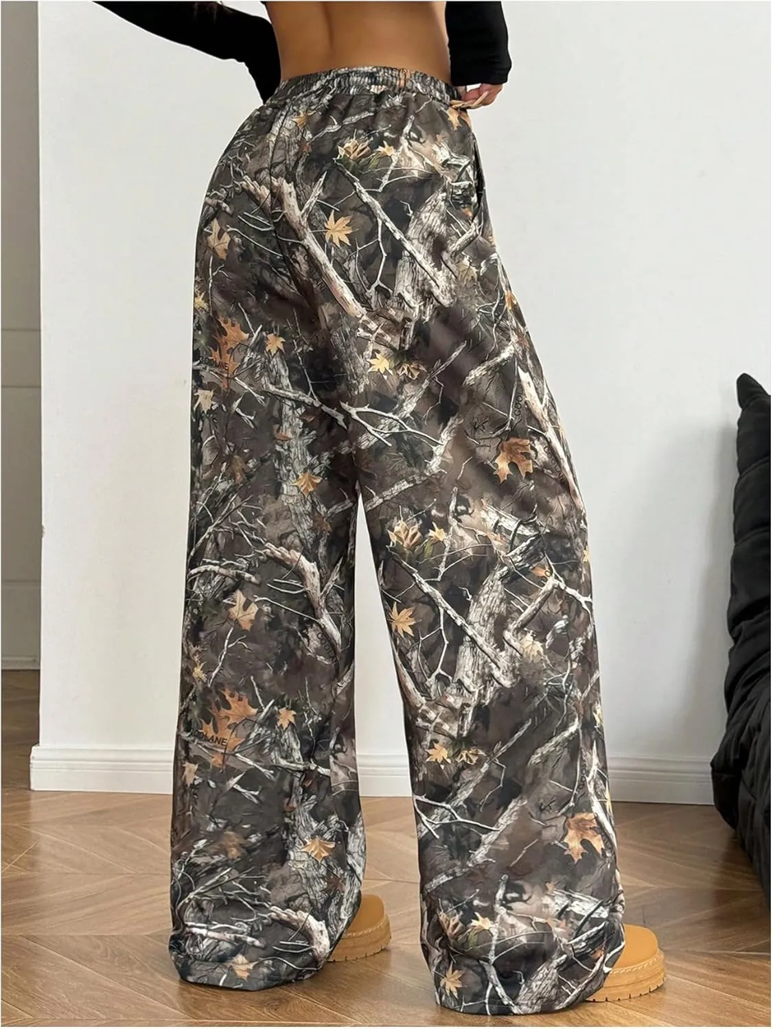 GORGLITTER Women's Camo Print Long Pants Drawstring Waist Straight Leg Trousers with Pockets