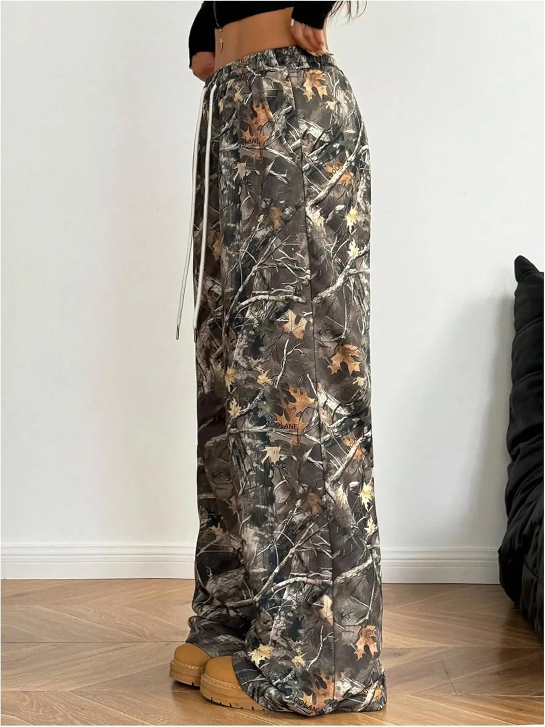 GORGLITTER Women's Camo Print Long Pants Drawstring Waist Straight Leg Trousers with Pockets