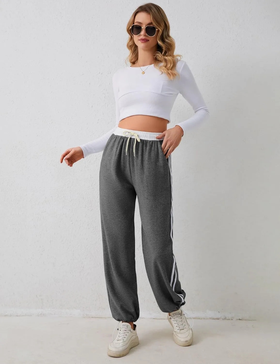 Women's Casual Joggers Sweatpants Baggy Wide Straight Leg Loose Elastic Waist Drawstring Pants with Pockets